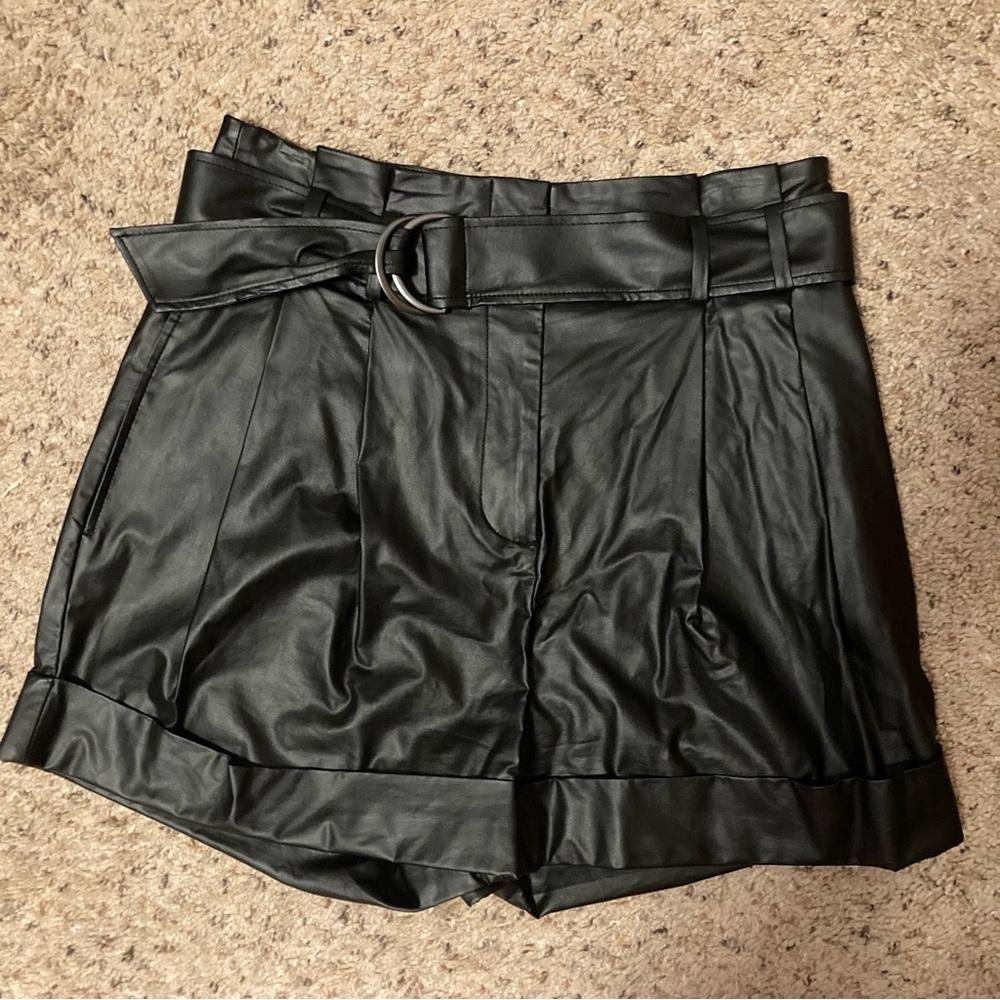 Elizabeth and James black faux leather pleated mini shorts with belt and pockets
